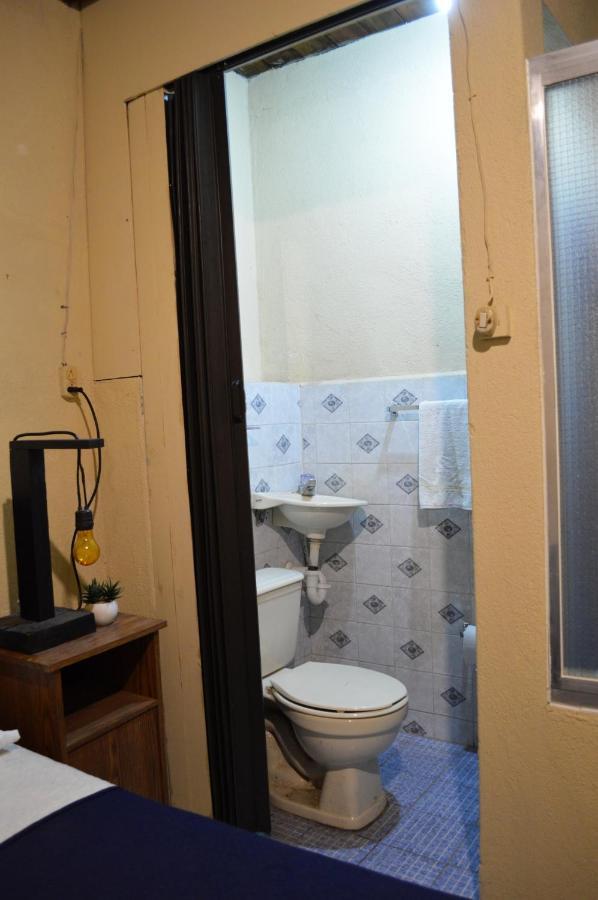 Ave Del Paraiso Guest House Antigua Ngoại thất bức ảnh