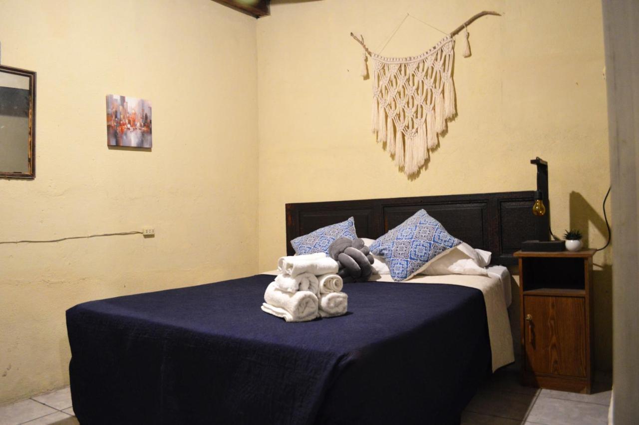 Ave Del Paraiso Guest House Antigua Ngoại thất bức ảnh