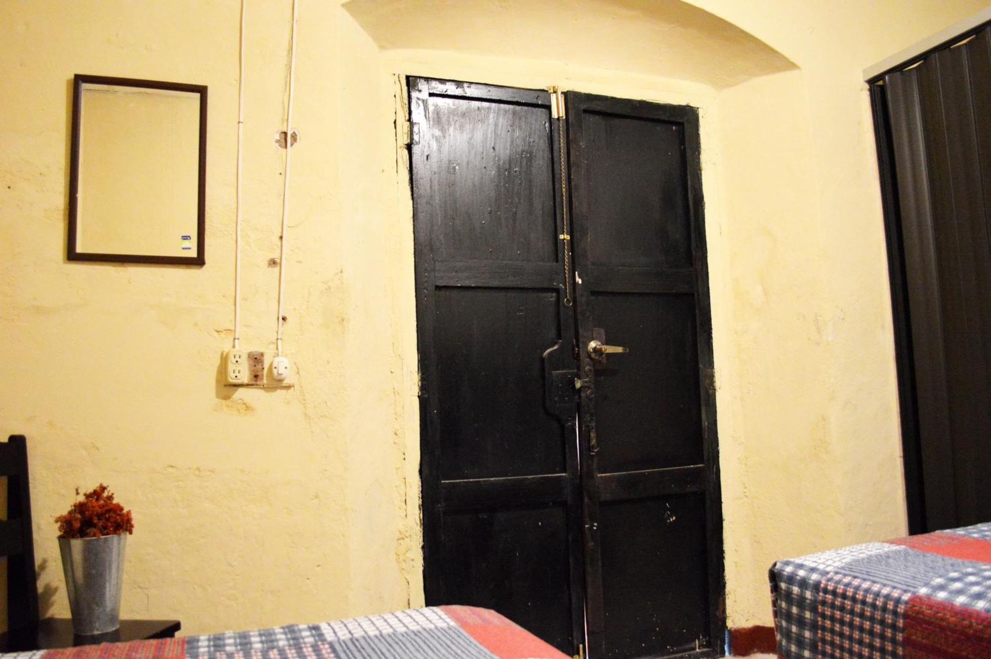 Ave Del Paraiso Guest House Antigua Ngoại thất bức ảnh