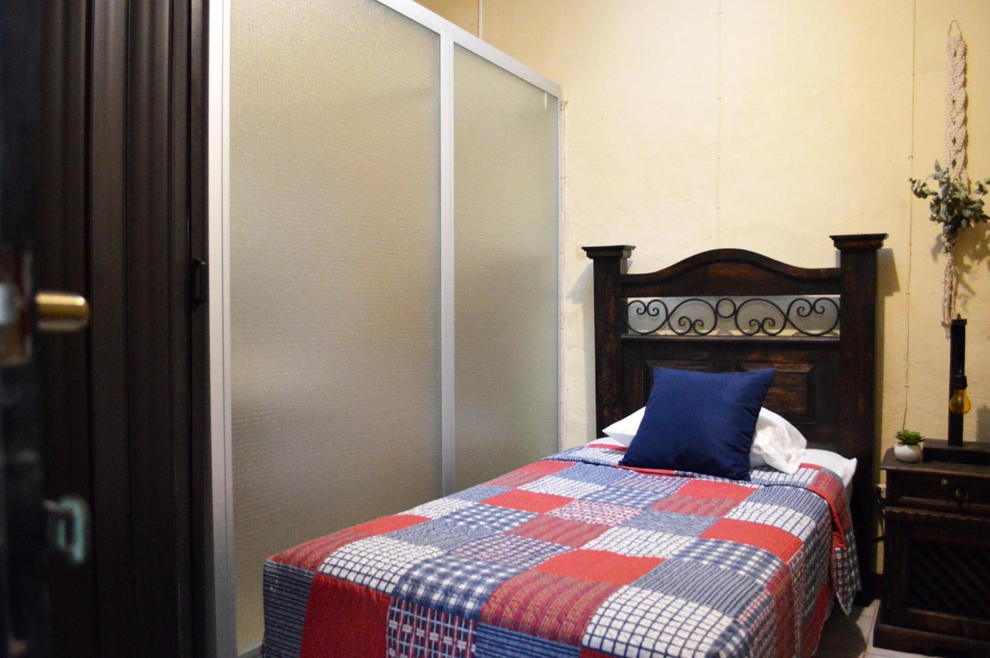Ave Del Paraiso Guest House Antigua Ngoại thất bức ảnh